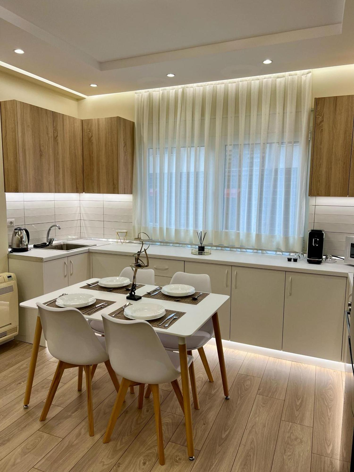 Ferienwohnung Metropolitan Charm: Cozy 1Br In 7Min To Skanderbeg Tirana Exterior foto
