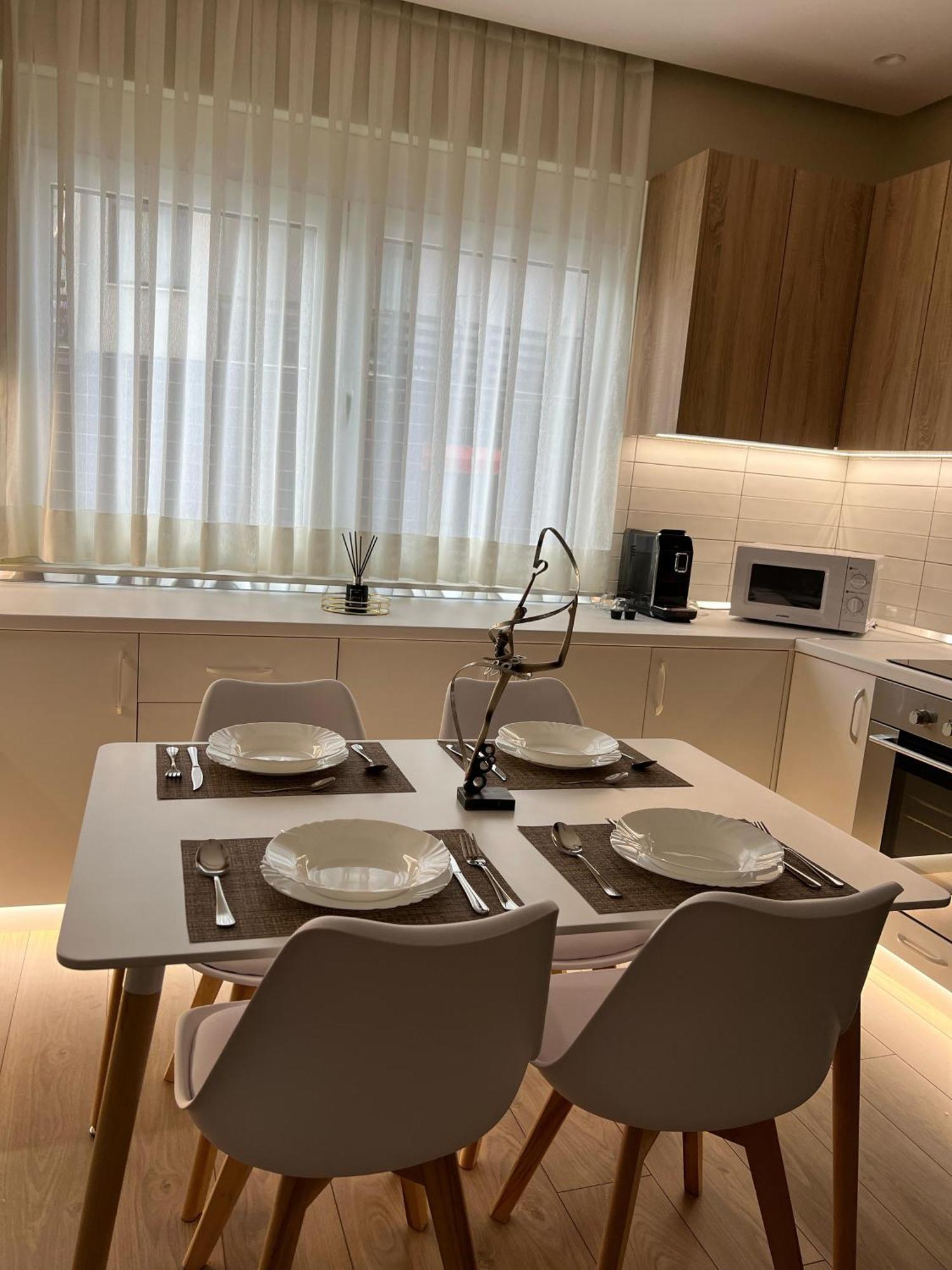 Ferienwohnung Metropolitan Charm: Cozy 1Br In 7Min To Skanderbeg Tirana Exterior foto